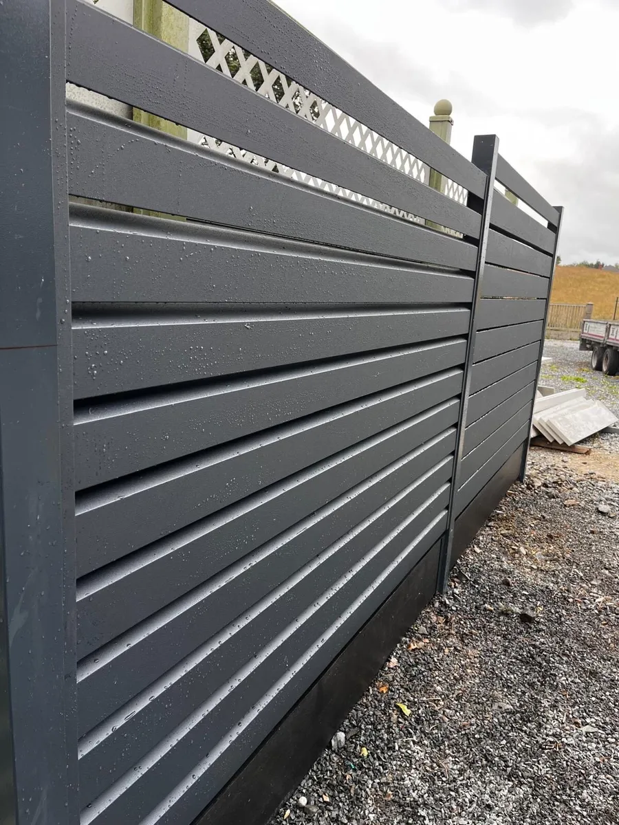 Metal fence panels. Low maintenance. - Image 1