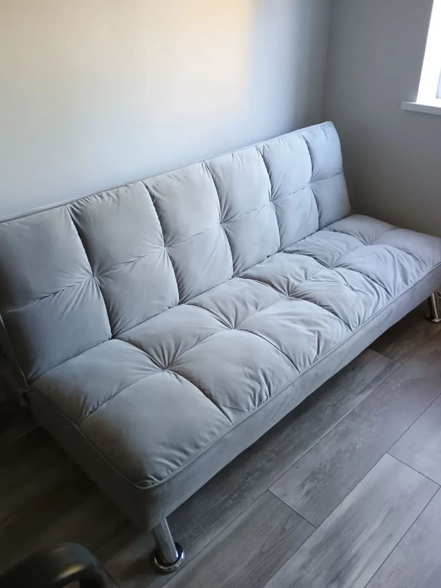 Sofa bed/couch
