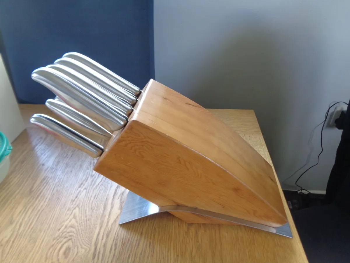Rostock Knife Block Set for Sale - Image 1