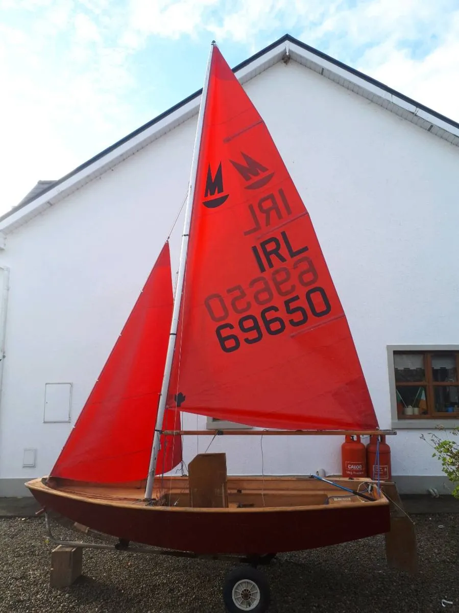 Mirror Sailing Dinghy - Image 1