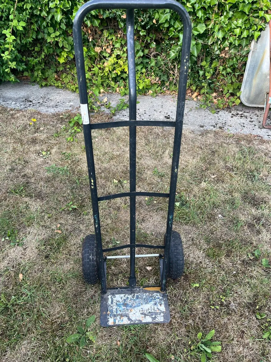 Trolley - Image 1