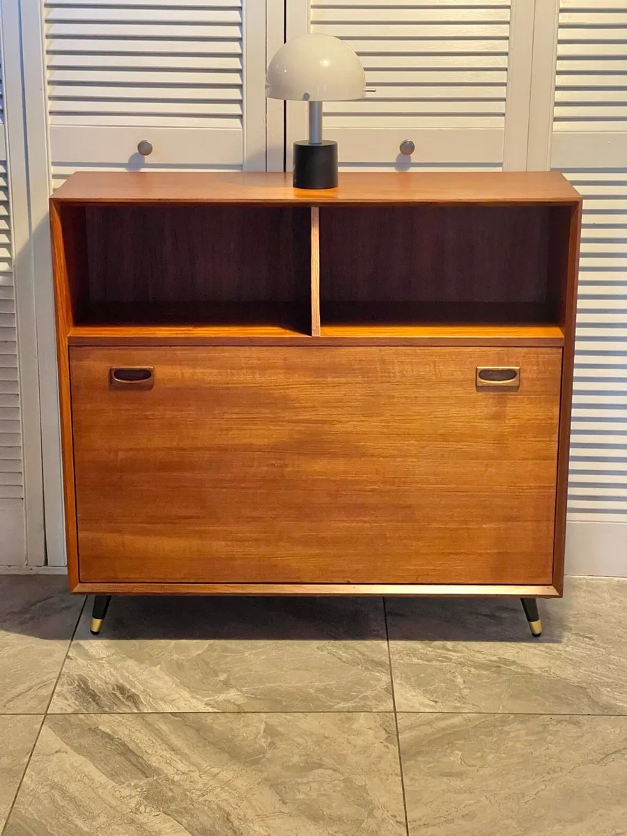 Mid century utility cabinet - Image 3