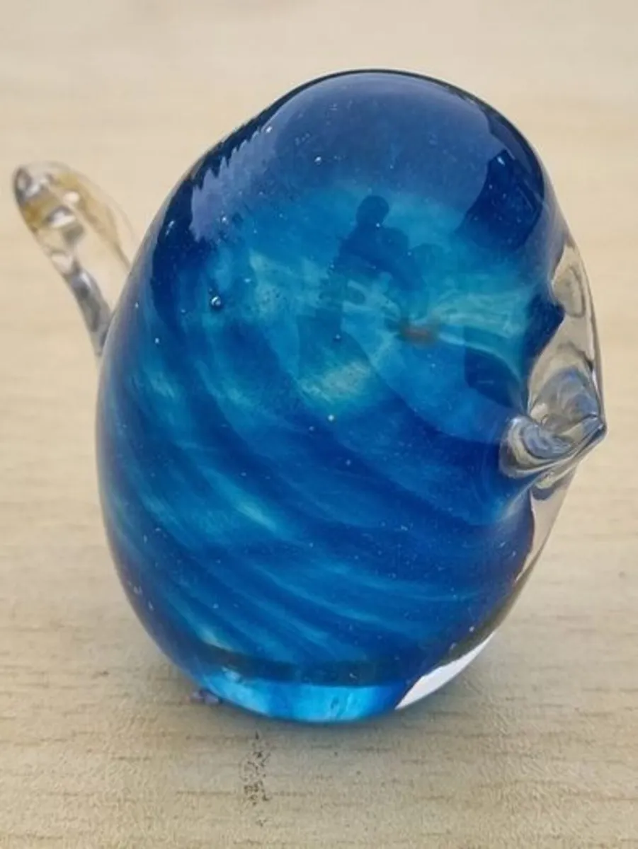 Mdina art glass small bird figurine - Image 3