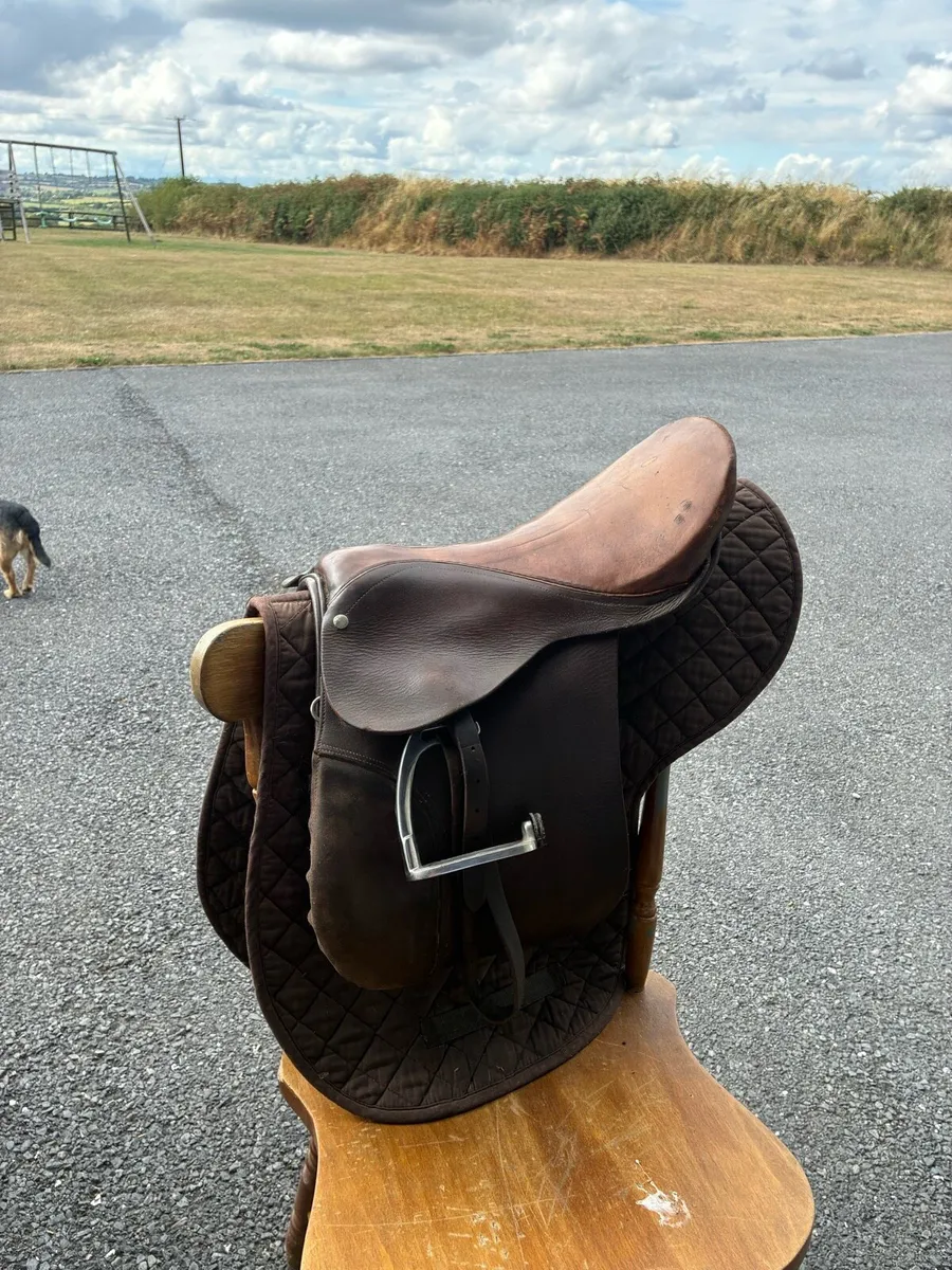 Child’s Saddle - Image 1