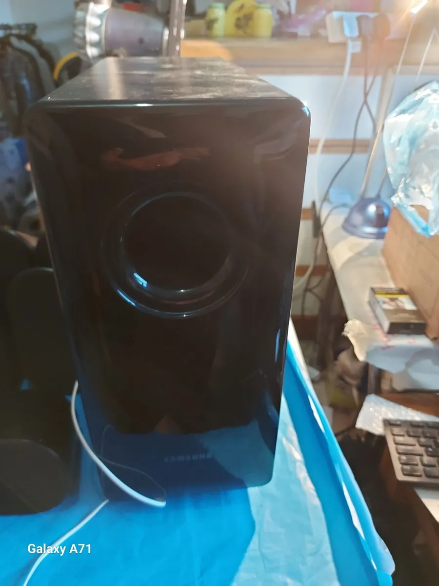 Samsung Surround Sound Speaker System, Subwoofer S - Image 4