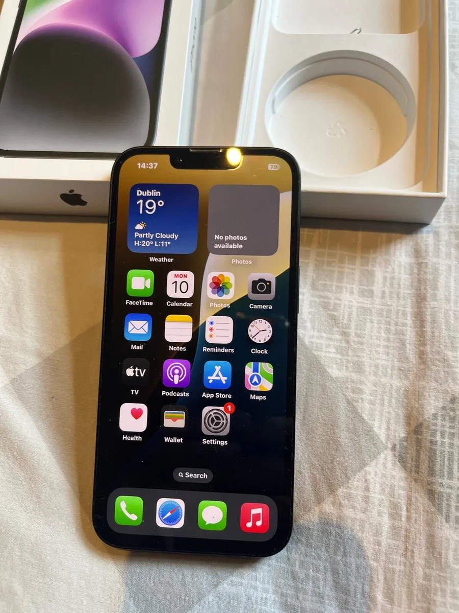 iPhone 14 - Image 2