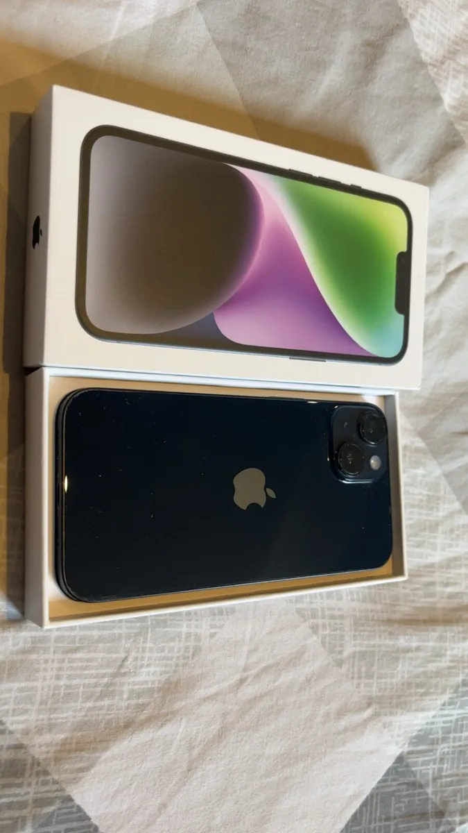 iPhone 14 - Image 4