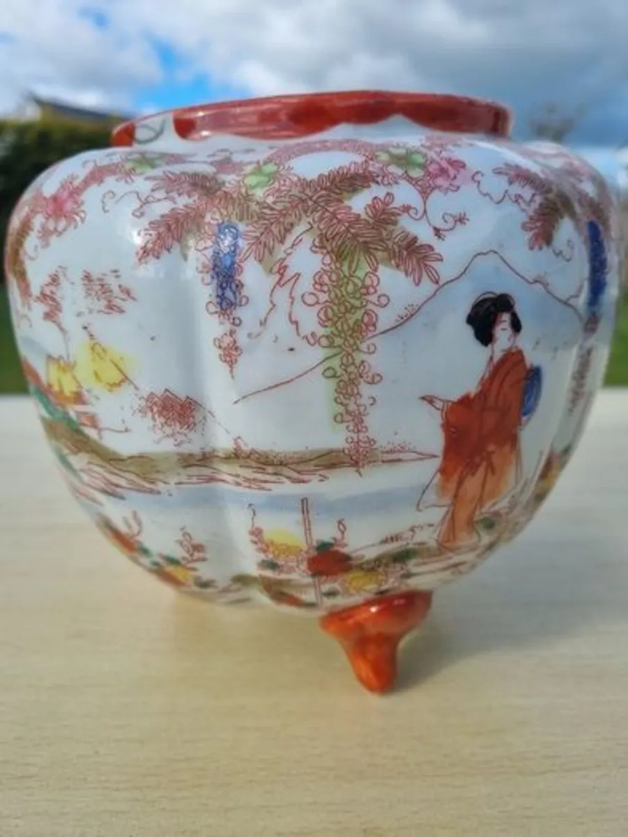 Vintage Japanese 3 Footed Hand Painted Biscuit Jar - Image 2