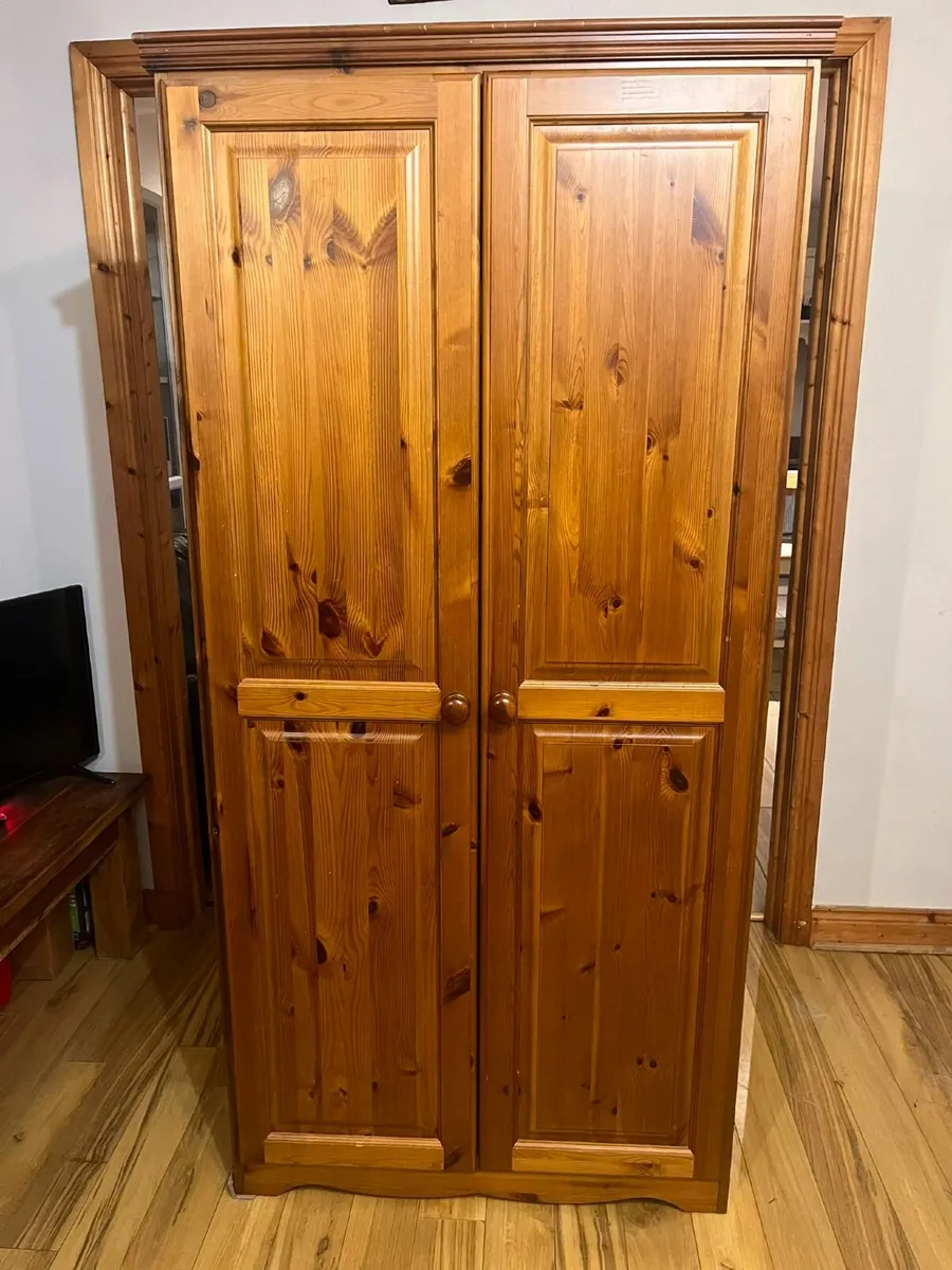Solid wood wardrobe - Image 1