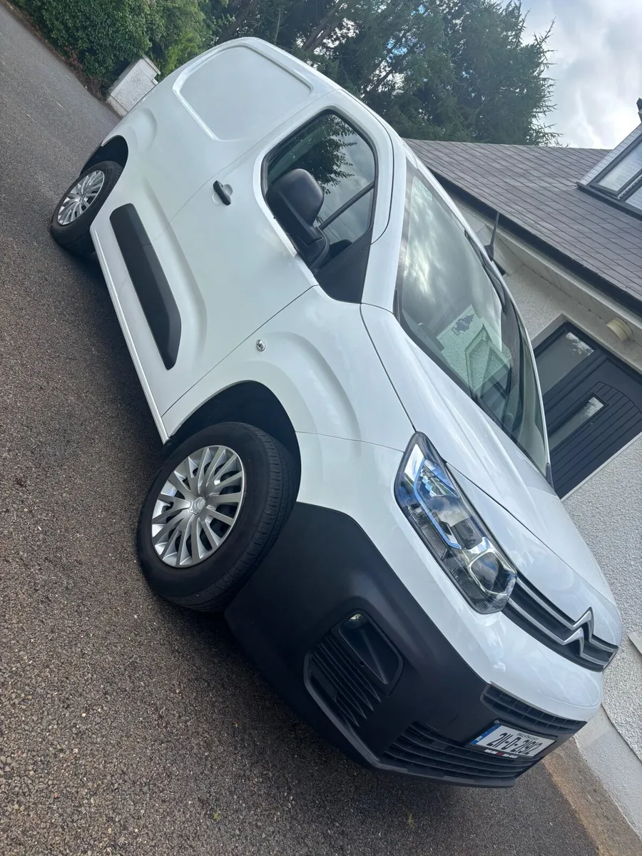 Citroen Berlingo 2021 - Image 1