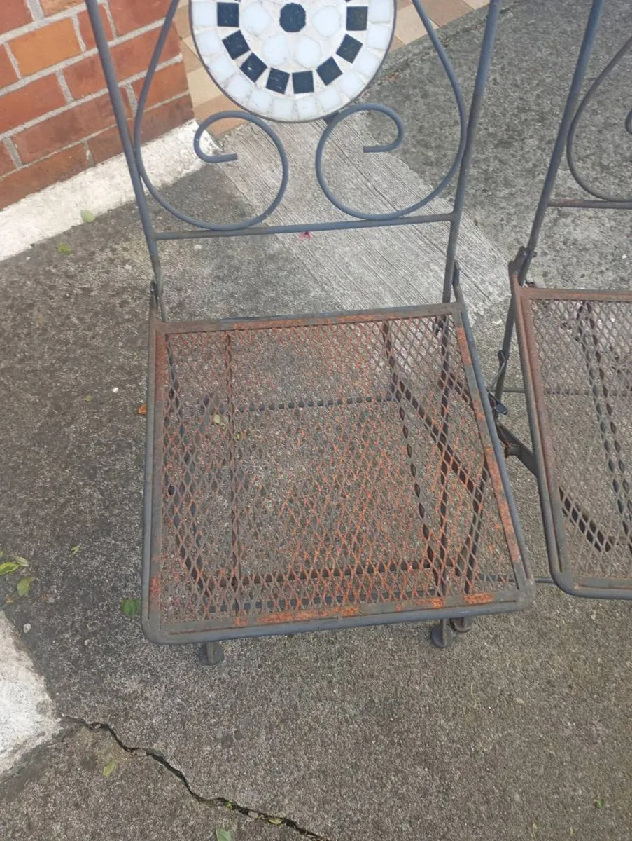 2 heavy patio chairs - Image 4