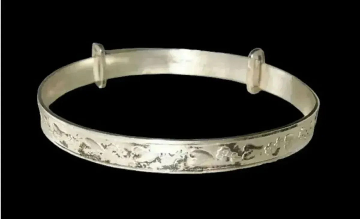 Vintage Hallmarked Silver Baby Bangle - Image 2