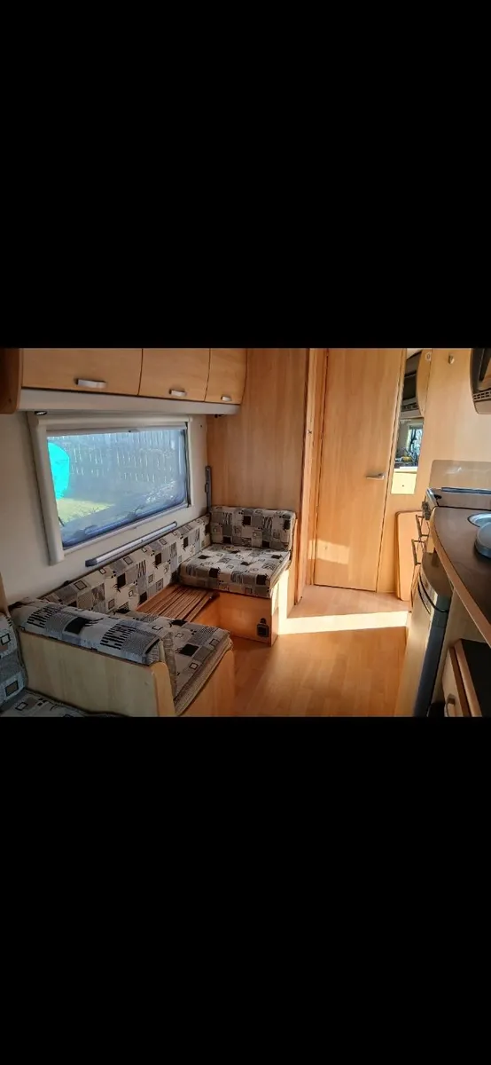 Sterling Europa 520 4 Berth Caravan - Image 3