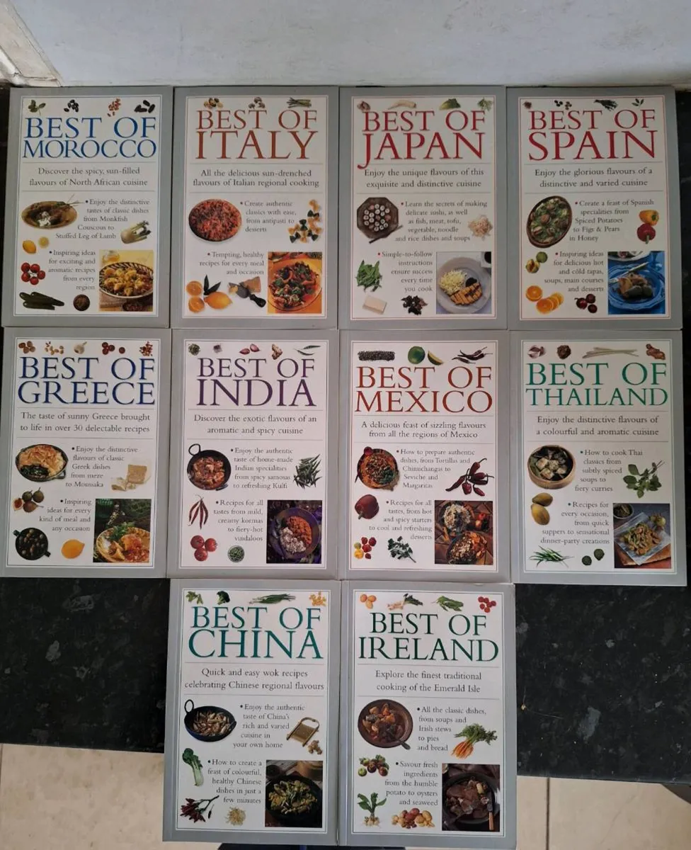 Two sets of miniature cook books - Image 4