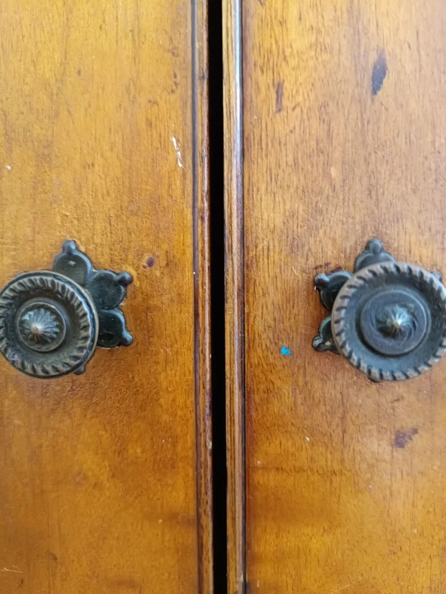 Antique drinks cocktail cabinet - Image 4