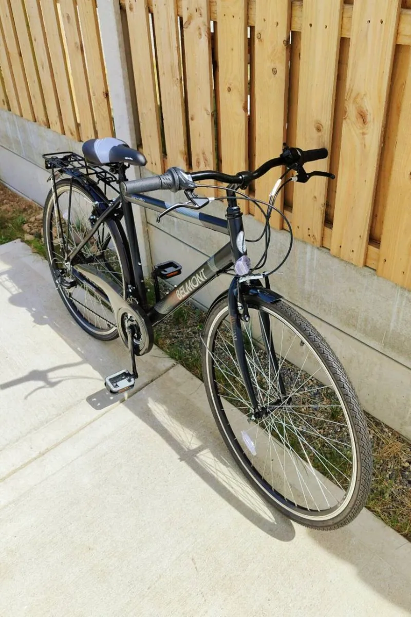 Apollo Belmont Hybrid Bike (Men/Unisex) w/ Gear - Image 2