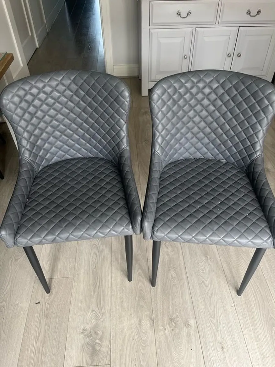 6 faux leather grey chairs - Image 1