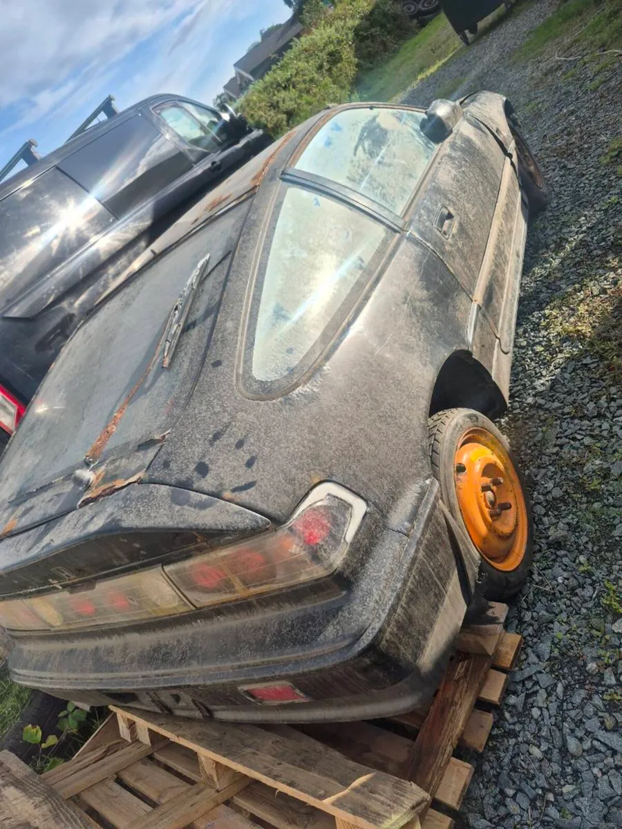 Cars breaking - Image 4