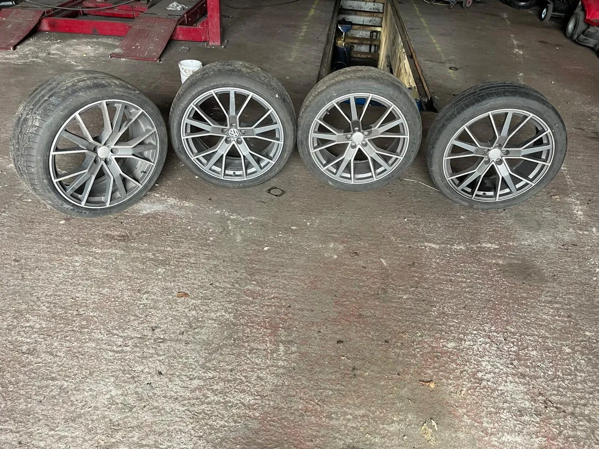 Alloy Wheels Audi q7 - Image 1