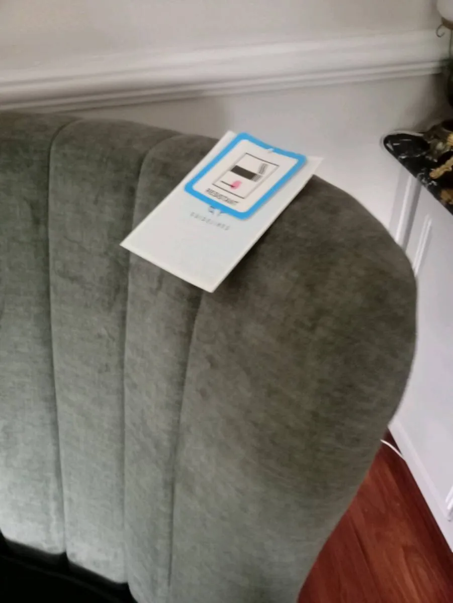 New Sofa and armchair - Image 3