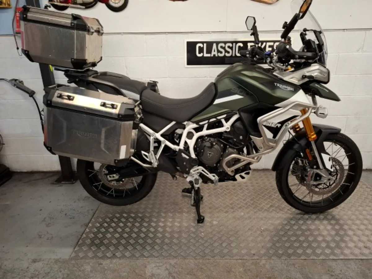 Triumph Tiger Rally Pro 900 2022 - Image 1