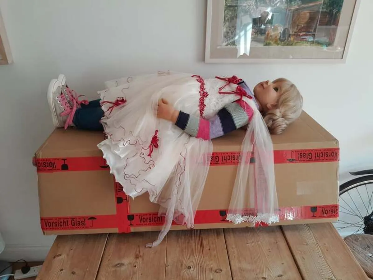 Masterpiece Doll - Sabrina - Image 2