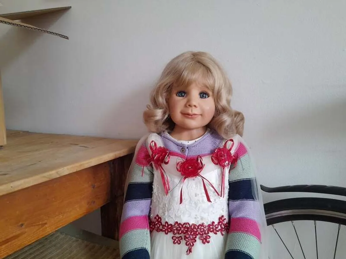 Masterpiece Doll - Sabrina - Image 4