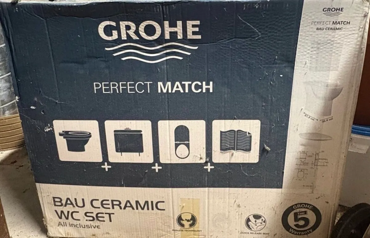 Grohe Bau Ceramic Toilet - Image 2