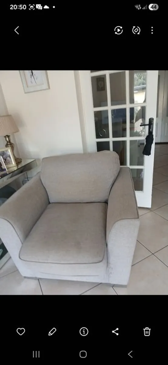 Armchair - Image 2