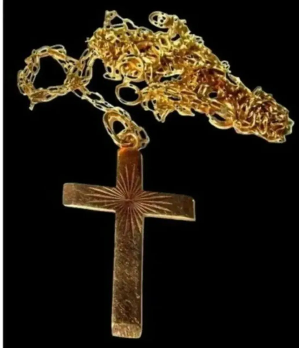 Vintage Hallmarked 9ct Cross & Chain - Image 3