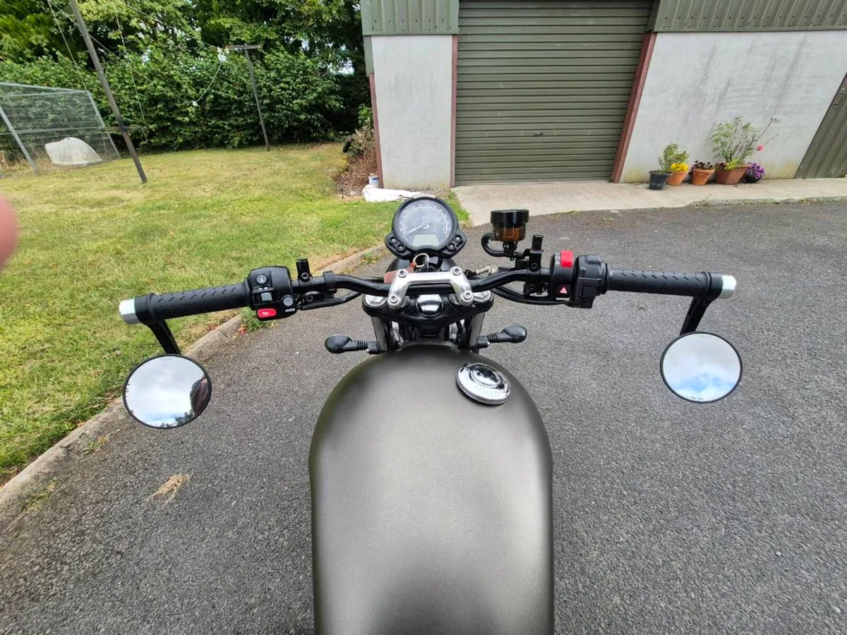 Triumph Speed Twin 900 - Image 3