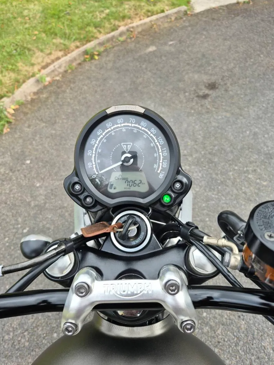 Triumph Speed Twin 900 - Image 4
