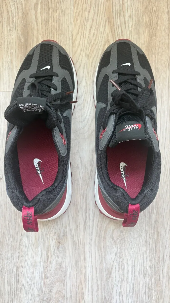 nike shoes - Image 1