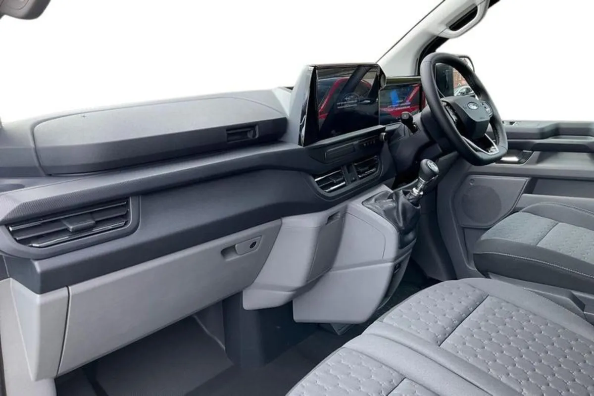 Ford Transit Custom 320 L1  FWD 2.0 EcoBlue 136ps - Image 3