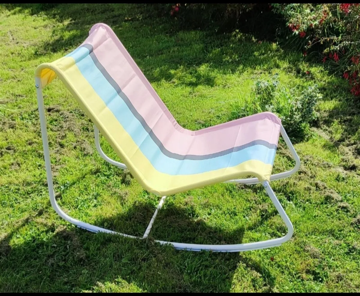 Rocking chair - Image 2