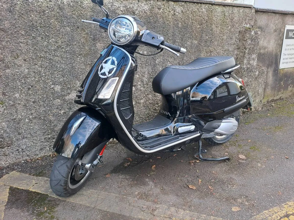 Vespa Gts300HPE " Read Ad" - Image 1