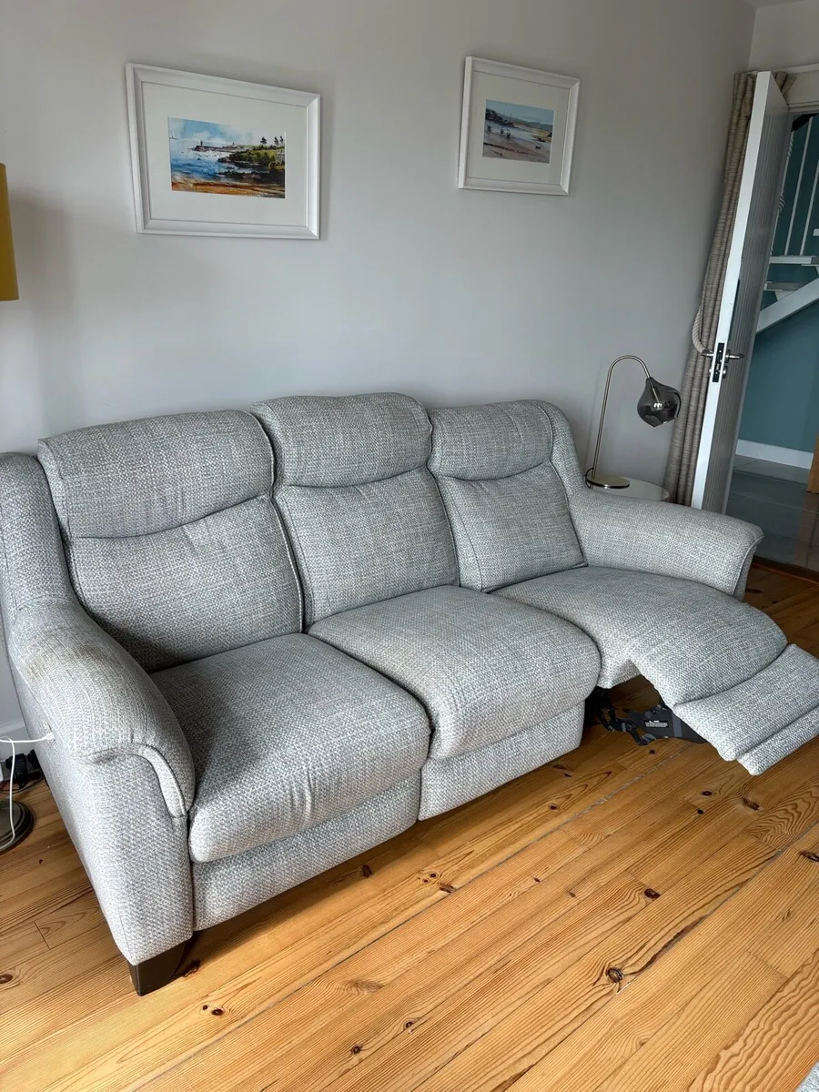 Parker Knoll Electric Reclining 3-Seat Sofa - Image 2