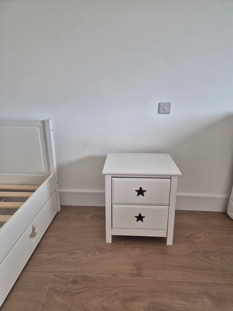 5 Piece Children's White Bedroom Furniture Set - Image 3