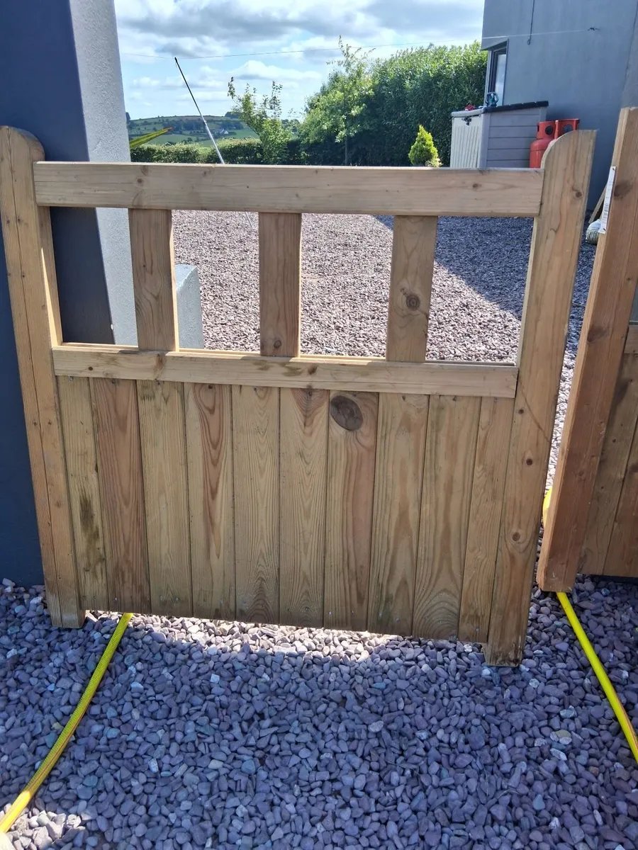 Side gate - Image 3