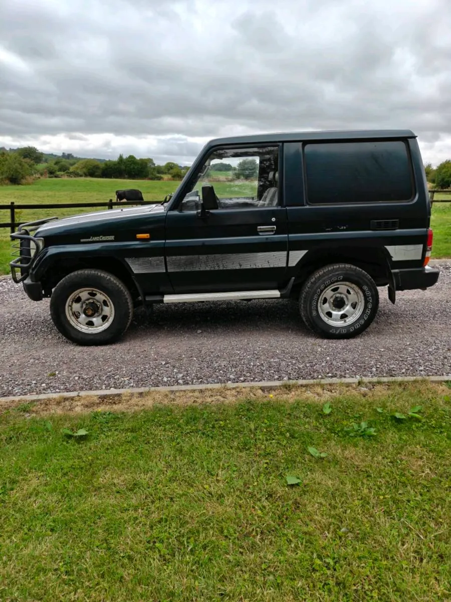 Toyota Land Cruiser - Image 4