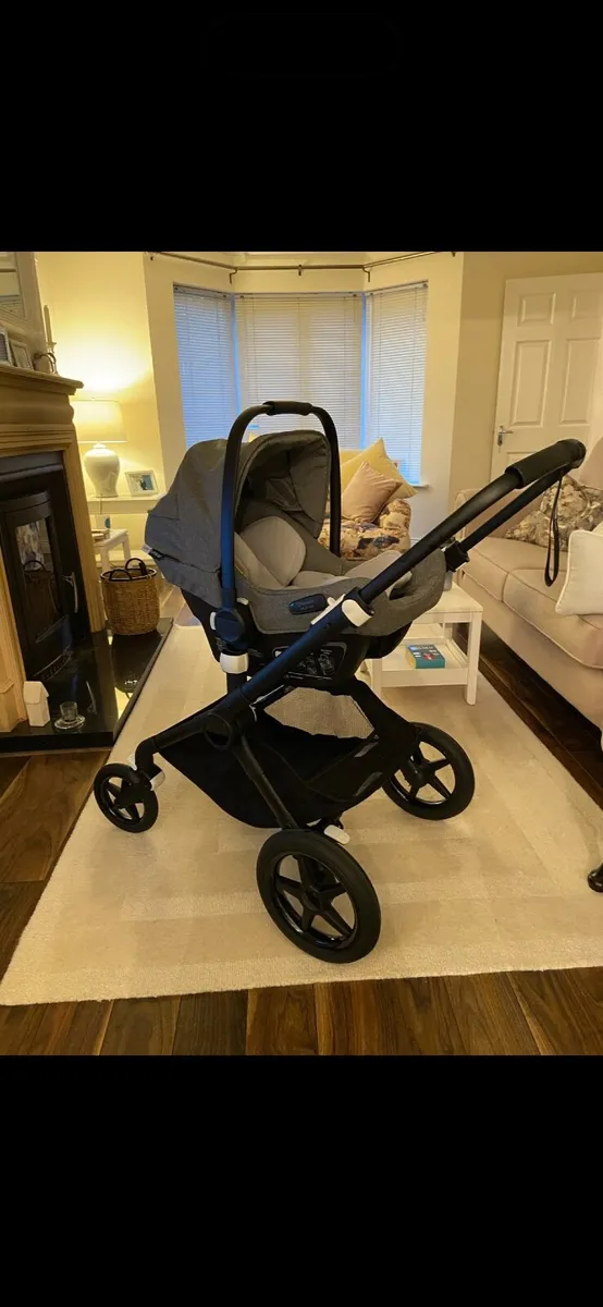 Bugaboo Fox 2 All Terrain Travel System - Image 3