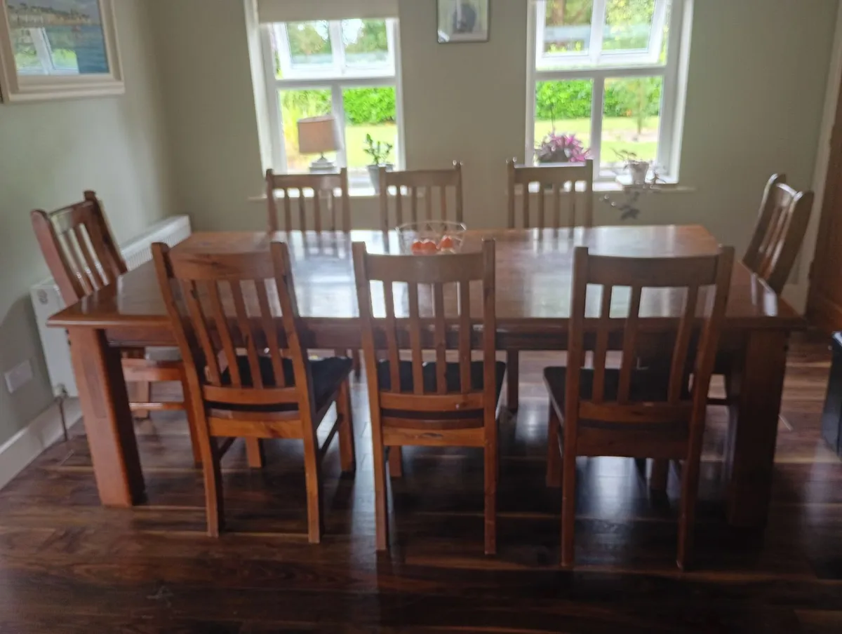 8 seater table and chairs - Image 3