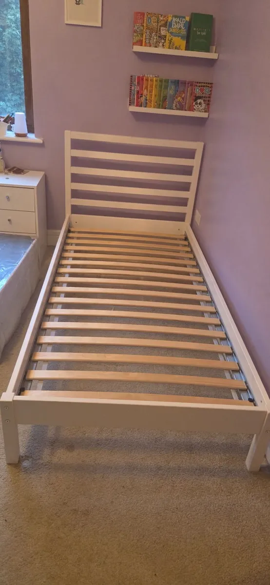 Single bed - Image 3