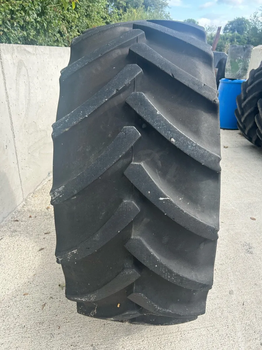 540/65/30 Tyres - Image 1