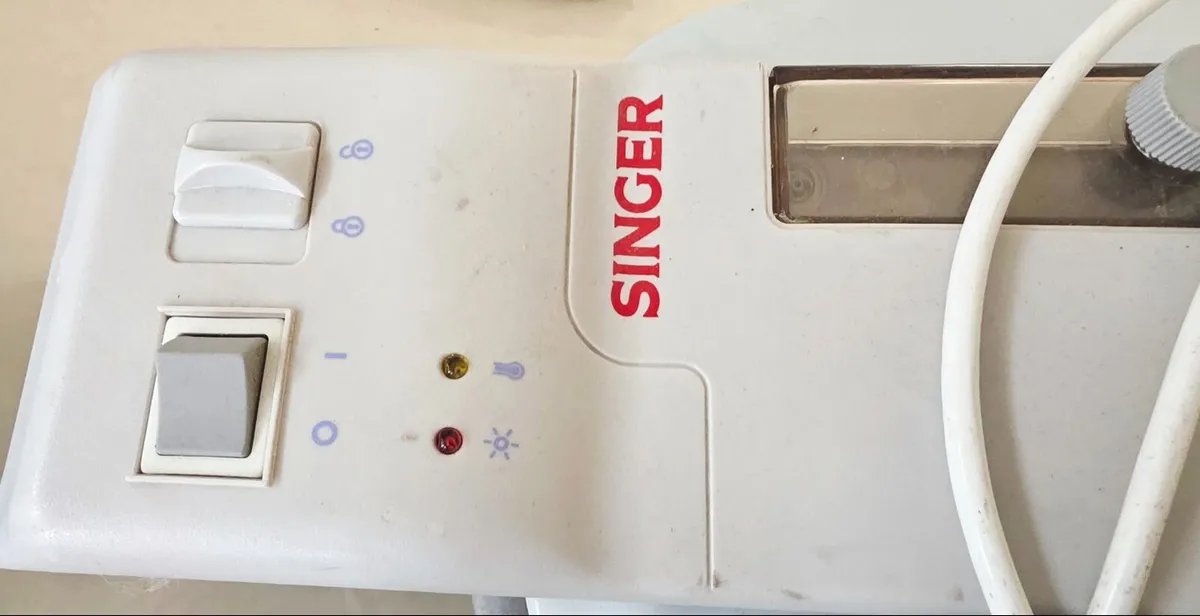 Singer steam press - Image 4