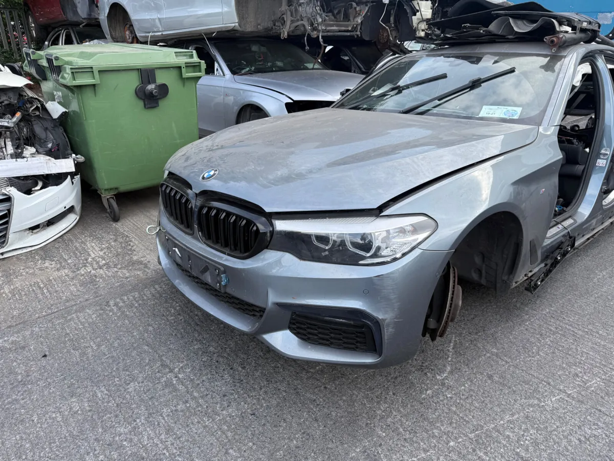 BMW 520D G30 COMPLETE FRONT M-SPORT - Image 1