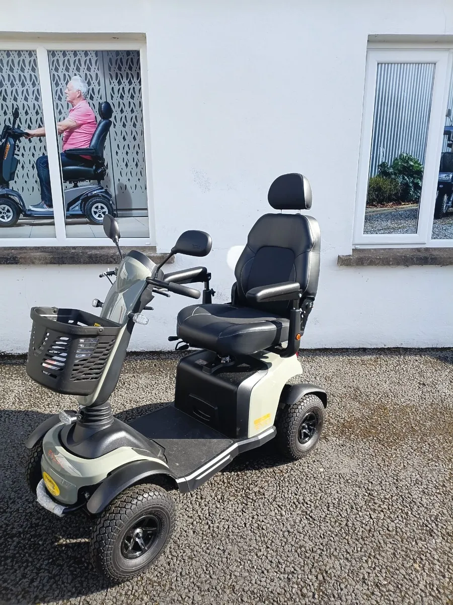 Pre-Owned Excel Galaxy Compact evo scooter - Image 3