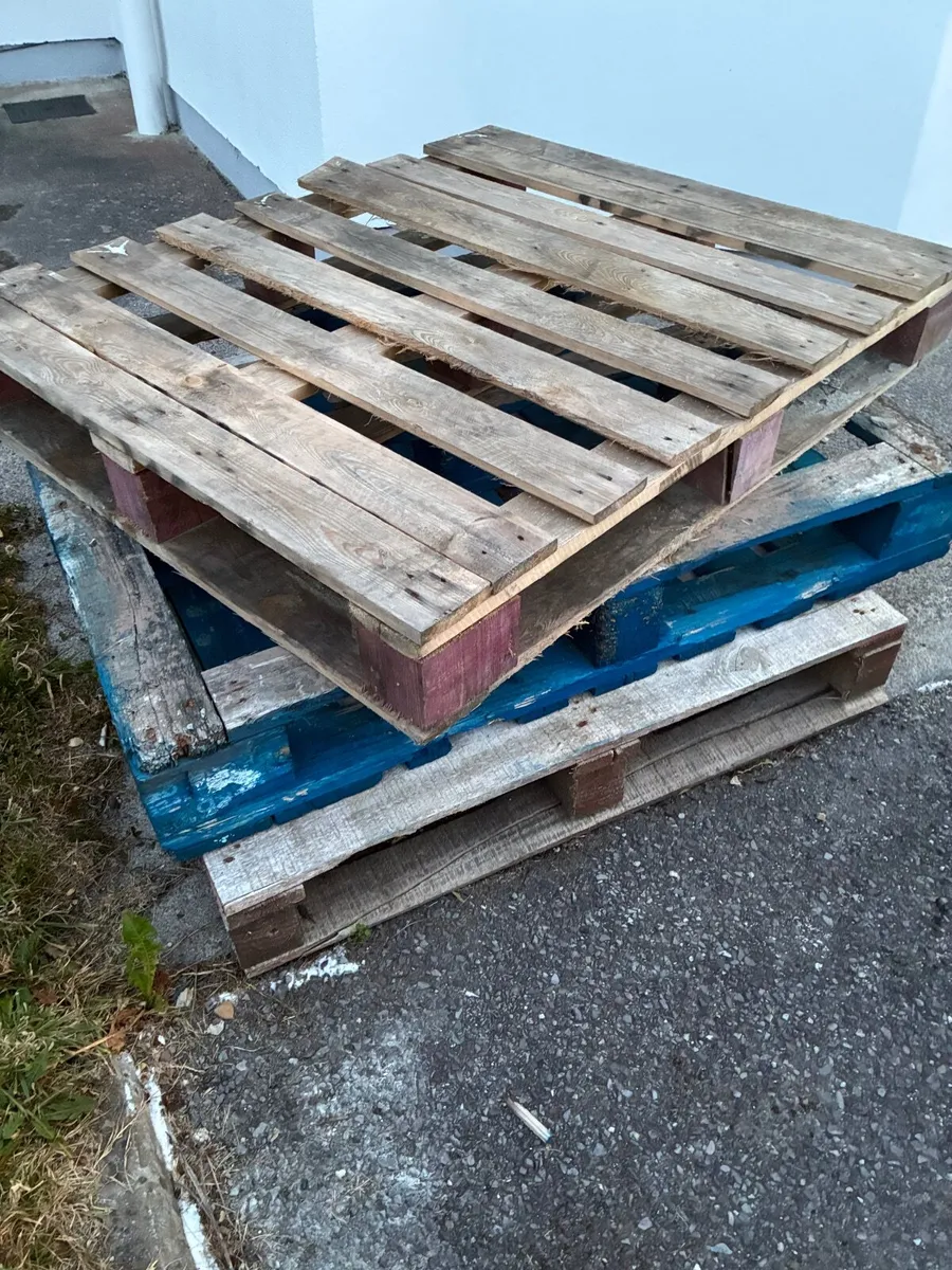 FREE pallets