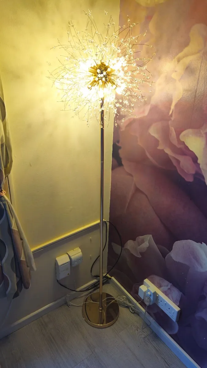 Floor Lamp crystal and gold - Image 1