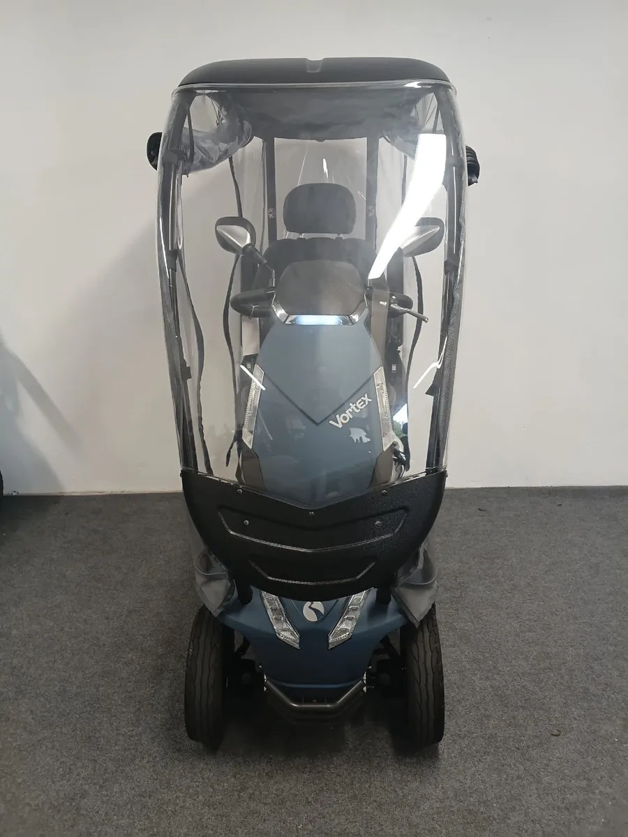 Pre-Owned Rascal Vortex Canopy Mobility scooter - Image 4